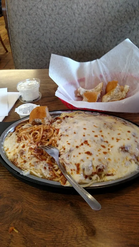Baked Spaghetti with Meat Sauce
